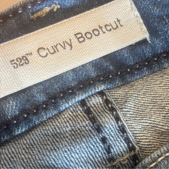 LEVI’S Women’s‎ 529 Curvy Bootcut Denim Jeans W28 L32 EUC Medium Wash - Picture 8 of 12